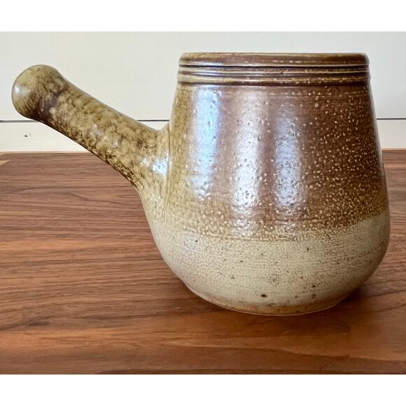 Vintage Rustic Side Handle Pitcher with Spout Brown Glaze Unidentified Signature - Picture 4 of 10
